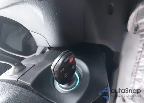 2017 Ford Focus S из США, поврежденный, VIN 1FADP3E2XHL256073